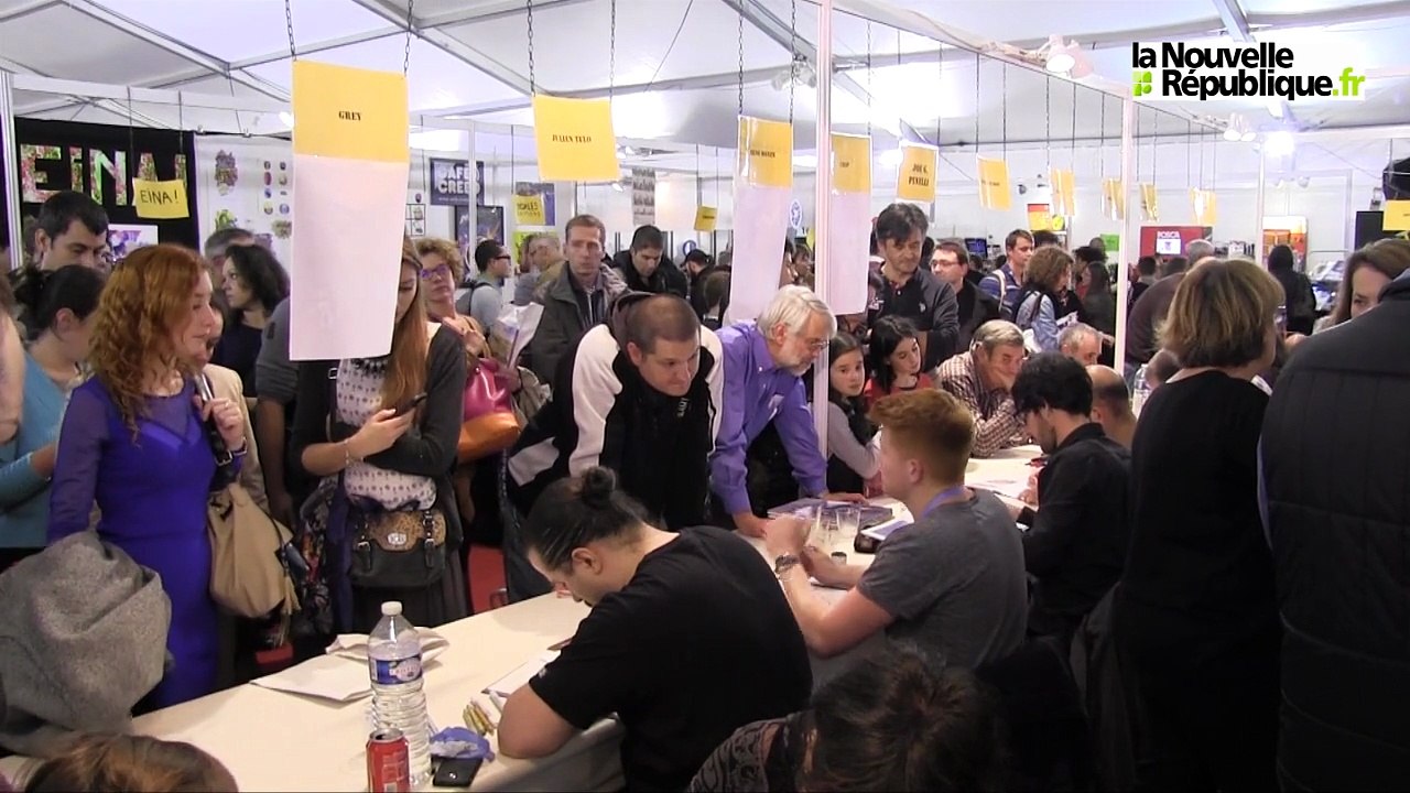 VIDEO. Blois : ils courent les dédicaces à bd Boum