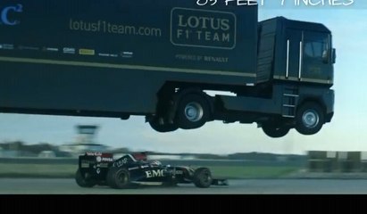 Giden F1 Aracının üzerinden uçan TIR