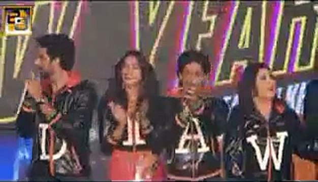 New Hot Shahrukh Khan's son AbRam Khan makes Bollywood DEBUT in Happy New Year BY New hot videos x1