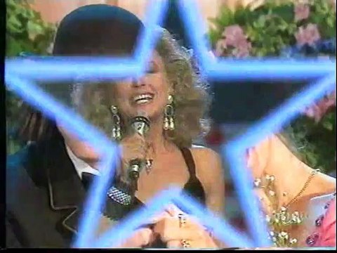 LORETTA GOGGI in Il Canzoniere delle Feste (3° puntata 12).