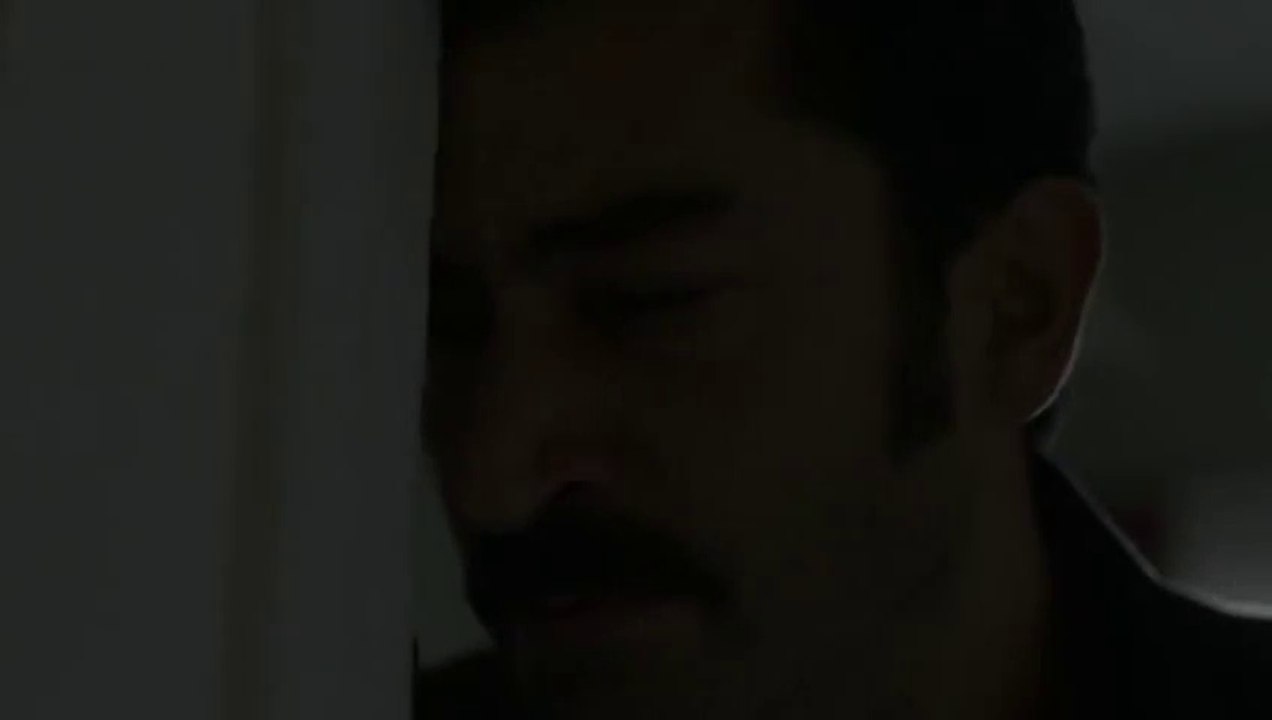 Karadayı / Tanju Okan ... Kadınım