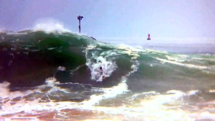 Bodysurfing the wedge
