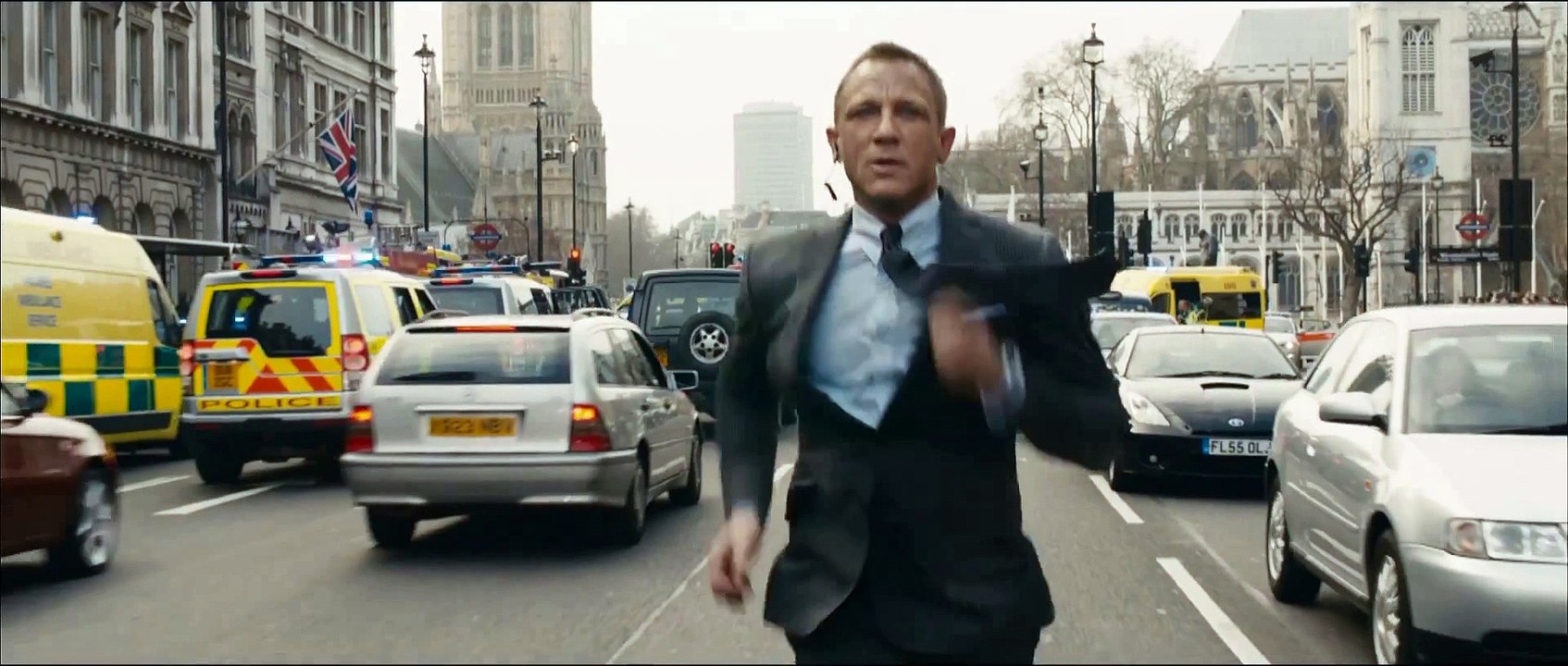 007 Skyfall Japanese cracking teaser HD