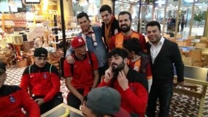 Trabzonspor'u Galatasaraylı Taraftarlar Uğurladı