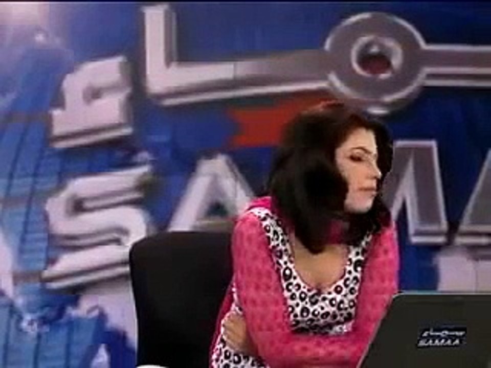 Smaa News Anchor exposed live