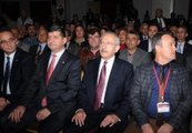 Kılıçdaroğlu: Davutoğlu Karikatür Gibi Adam