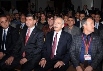 Kılıçdaroğlu: Davutoğlu Karikatür Gibi Adam