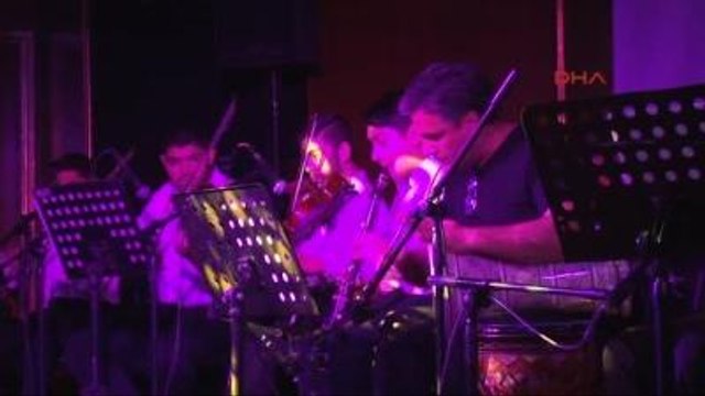 İzmir-1 Tepecik Filarmoni Orkestrası, İlle de Mozart Olsun Dedi