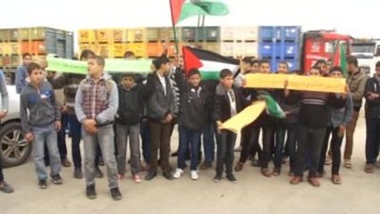 Filistinli Öğrencilerden "Refah Açılsın" Eylemi