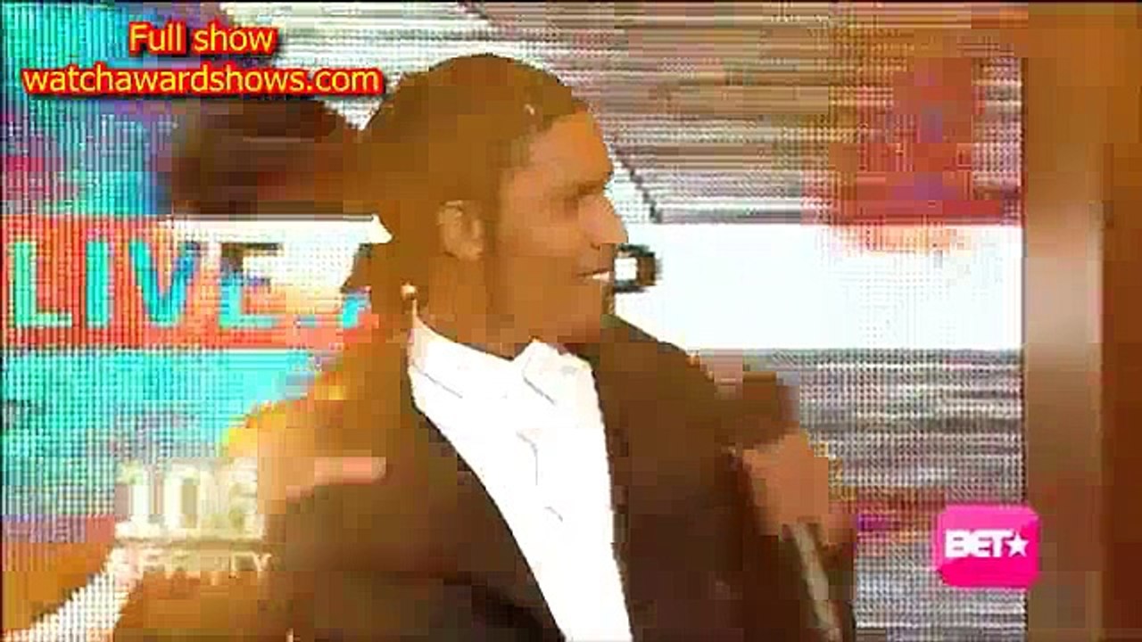 Mary Lambert Secrets performance AMAs 2014