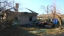 Shells strike village in eastern Ukraine - residents