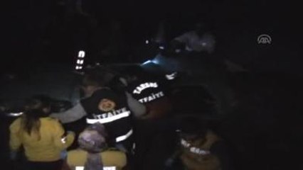 Otomobil Sulama Kanalına Devrildi