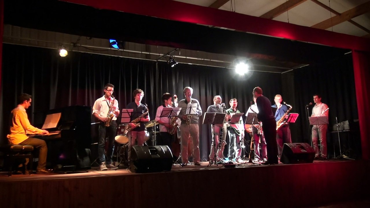 The night has a thousand eyes