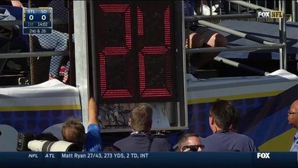 Play clock malfunctions in San Diego