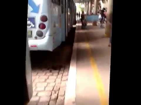 Passageiros registram caos nos terminais de Fortaleza