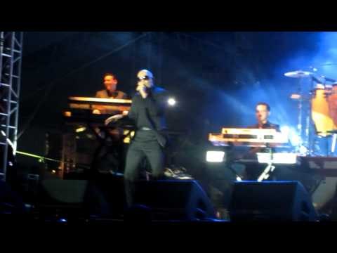 Hey Baby (Drop It To The Floor) - Pitbull no Ceará Music 2012
