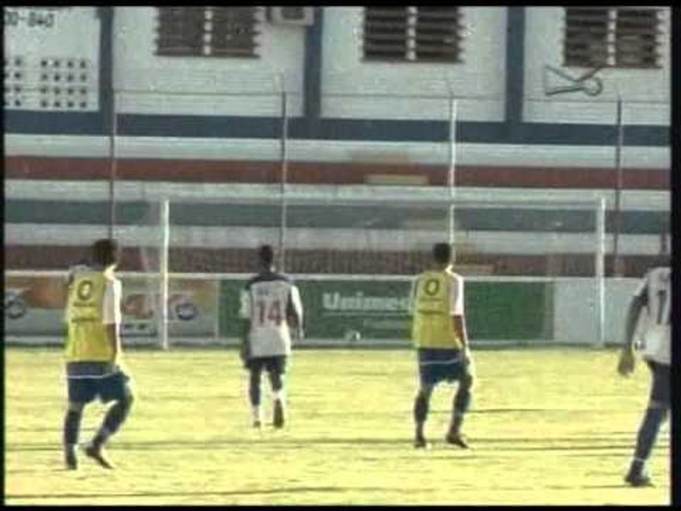 Novo reforço, zagueiro Cris diz que já chegou pronto para jogar