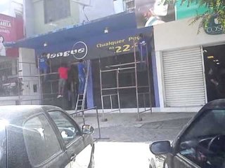 Lojas fechadas na Monsenhor Tabosa