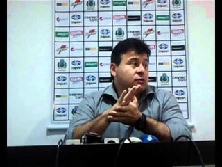 Robinson de Castro explica a saída do atacante Iarley