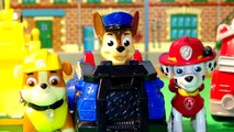 Paw Patrol CHASE , with Rubble and Marshall and Diggin' Bulldozer and Fire Fightin' Truck