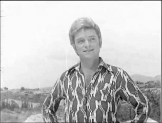 Köprüden Geçti Gelin - Zeki Müren