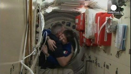 SSI: arrivata a bordo Cristoforetti, prima astronauta italiana