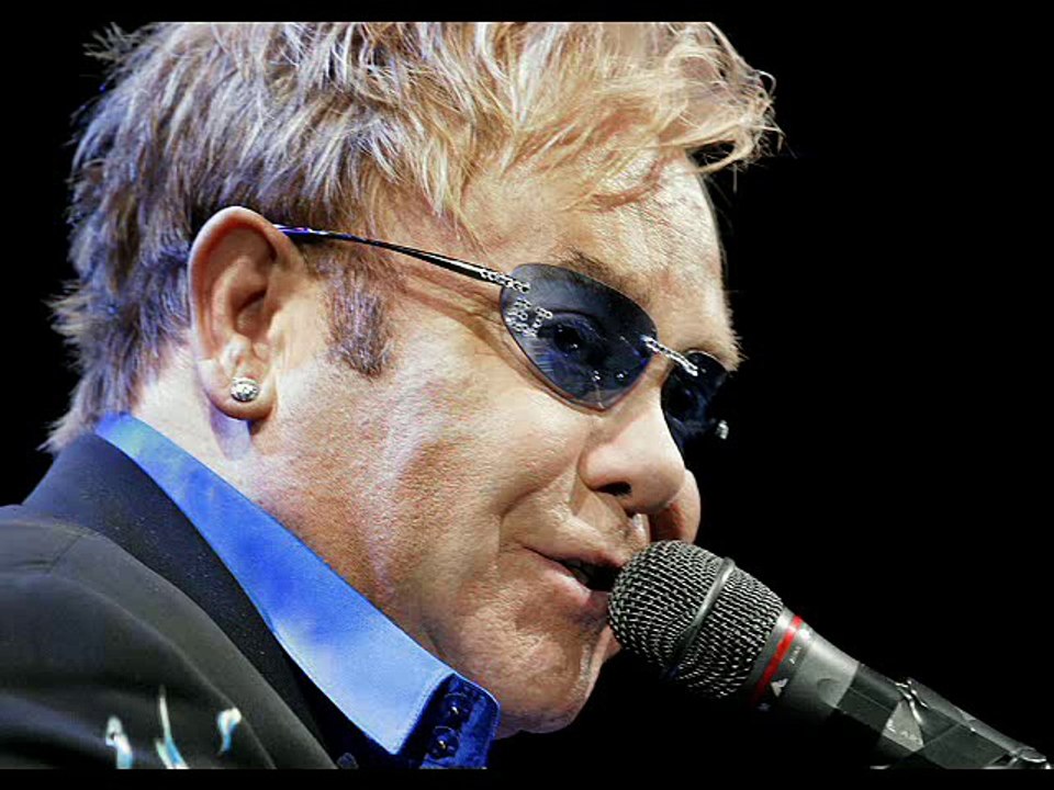 Elton John - Tiny Dancer Karaoke