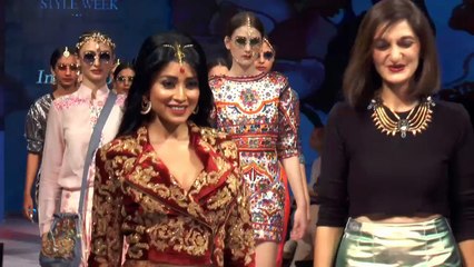 Esha Deol Shriya Saran sizzle at Madame Style Week