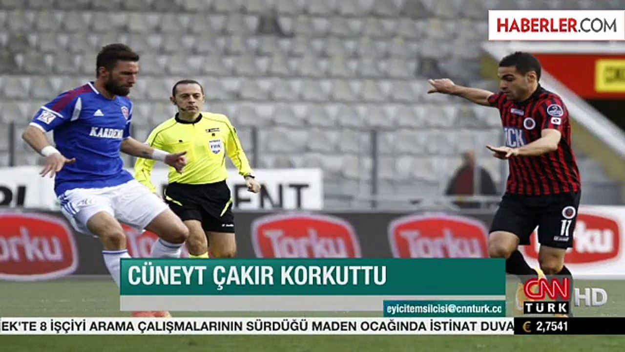 Cüneyt Çakır, Maçın 30. Dakikasında "Nefes Alamıyorum" Demiş