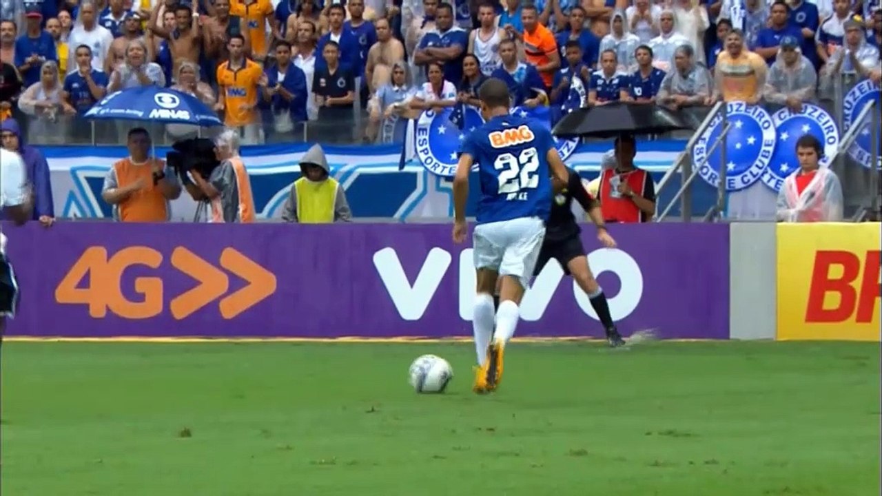 Campeonato Brasileiro: Cruzeiro 2-1 Goias