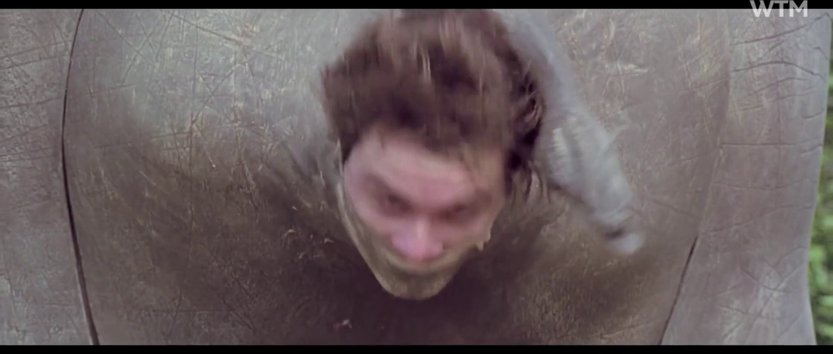 Jurassic Park VS Ace Ventura - Mashup juste parfait...