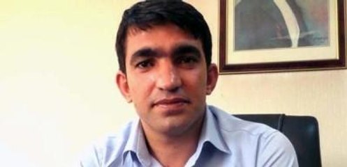 Aynı Belediyede Baba Temizlik Görevlisi, Oğul Başkan Yardımcısı