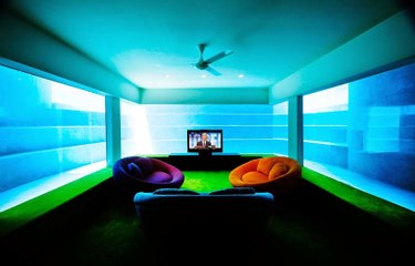 Singapore Underwater Media Room | Million Dollar Rooms