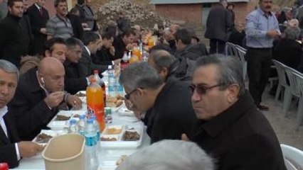 Kılıçdaroğlu'nun Kayınvalidesinin Cenazesi Toprağa Verildi