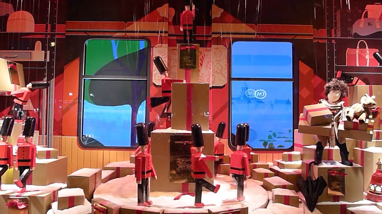 Vitrines de Noël 2014 - Le Printemps - Paris