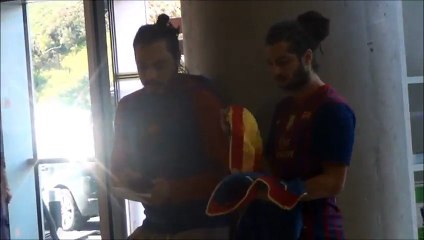 Αναμονή Κόσμου για άφιξη Μπαρτσελόνα 1