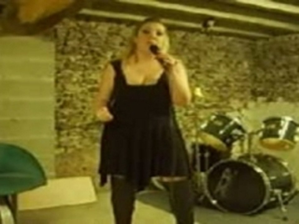 Mel chante PROUD MARY