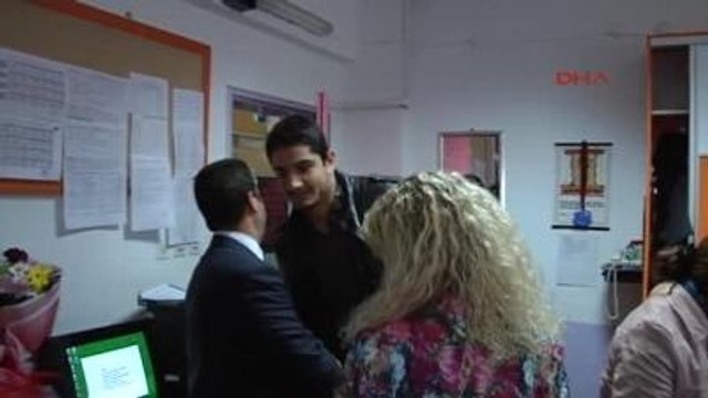 Milli Sporcular Öğretmenler Gününde,öğretmenlerin Ayağına Gittiler