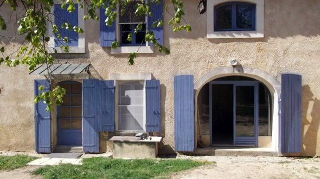 A louer - Maison/villa - St Etienne Du Gres (13103) - 110m²