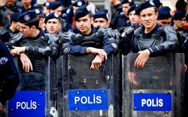 Polis Alımında Yaş Sınırı Düşürülüyor