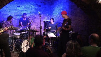 Torsten de Winkel & Kai Eckhardt feat Rico Loop, Tobias Backhaus, Oli Rubow - PIG