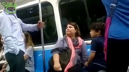 Sahtekar Başbakan Eylemi Yapan Vatandaş