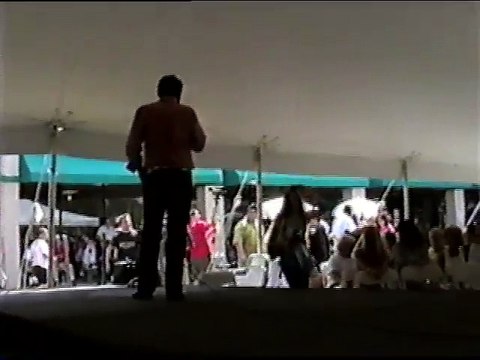 Al Silva sings 'Can't Help Falling In Love' Elvis Week 2005 video