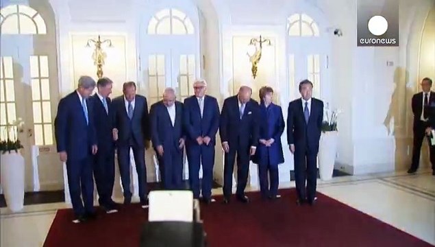 Negociações sobre o nuclear iraniano prosseguem até junho de 2015