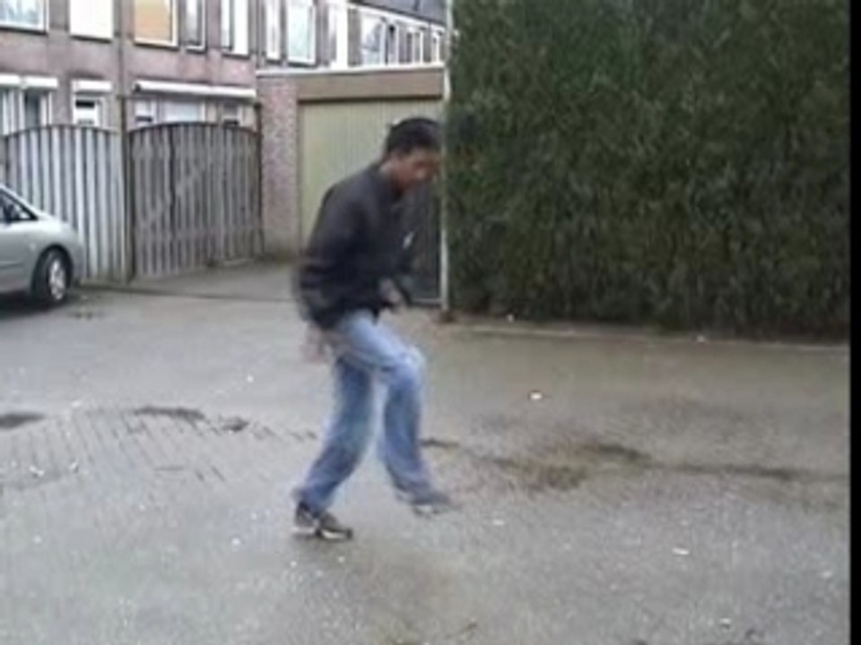 Wikesh - Jumpen in het slow