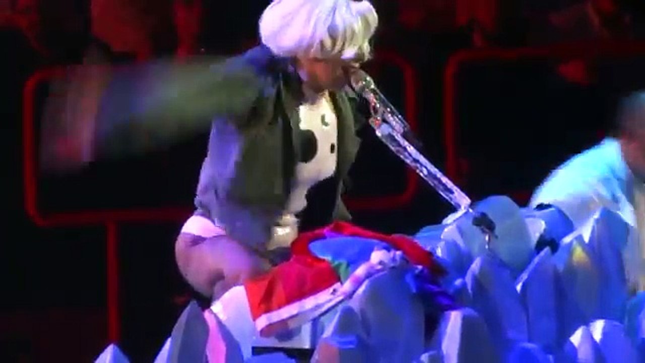 Lady Gaga - You and I (ArtRAVE, Paris Bercy)