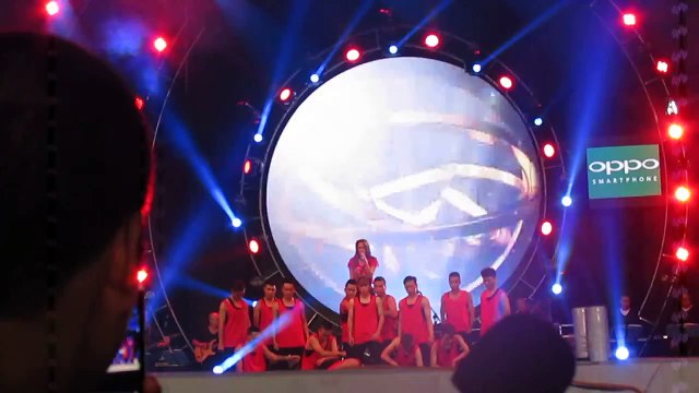 LK Nhớ + Yêu Dại Khờ - Mỹ Tâm Live Concert Tour HeartBeat Hà Nội [23112014]