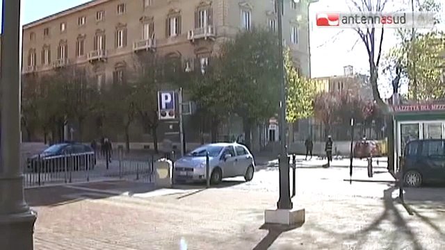 TG 24.11.14 Tre bombe in cinque giorni a Foggia, Alfano convoca vertice al Viminale