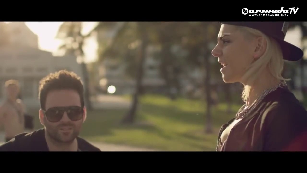 Gareth Emery Feat. Christina Novelli * Dynamite *