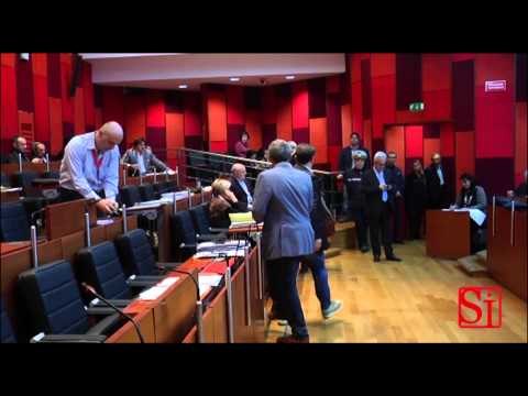 Napoli – Comune, Sel entra nella maggioranza di De Magistris (24.11.14)